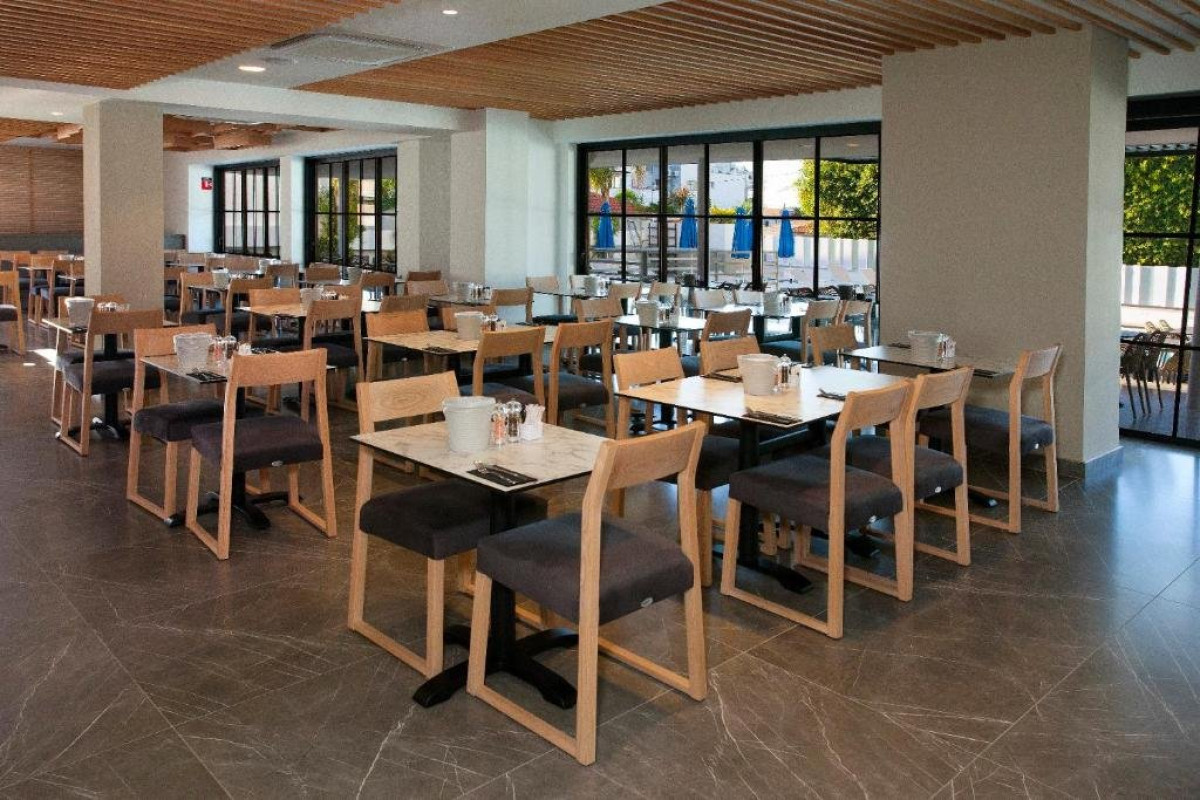 PEFKOS HOTEL (Limassol)