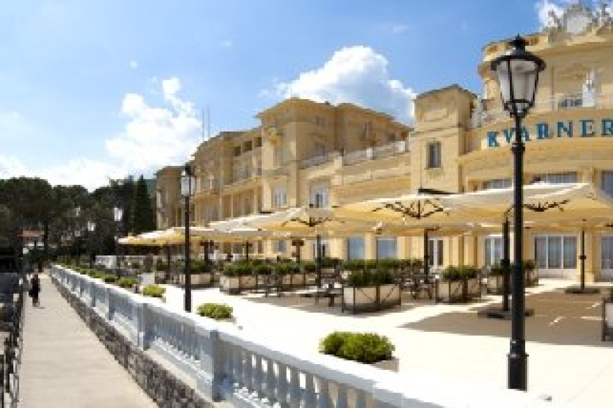Kvarner Palace Hotel (Crikvenica)