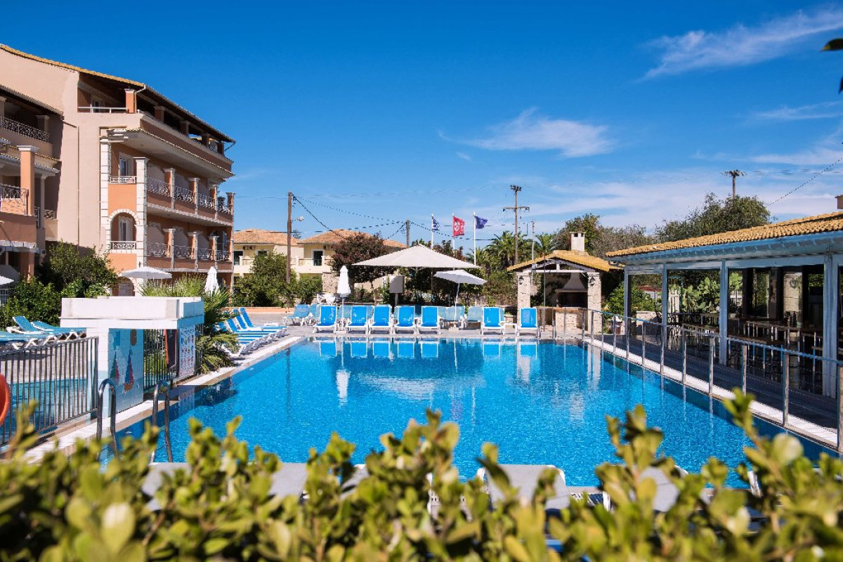 Kavos Plaza Hotel (Corfu)
