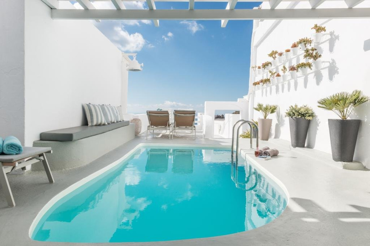 On the Rocks - Adults Only (Imerovigli - Santorini)