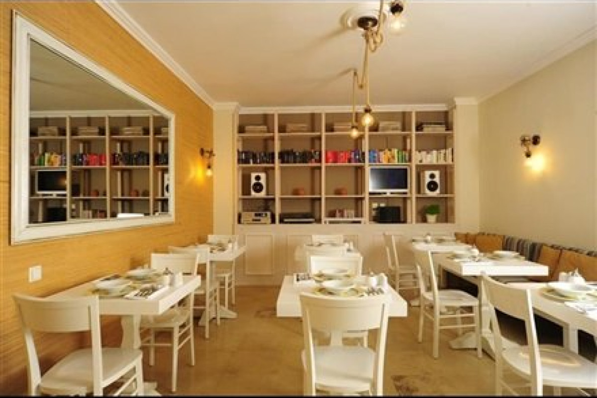 Mythos Suites (K)