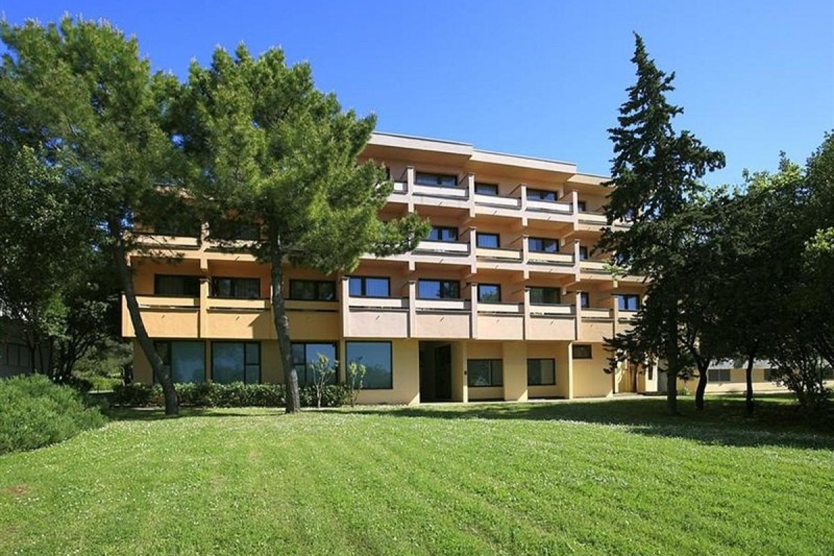Hotel Donat (Zadar)