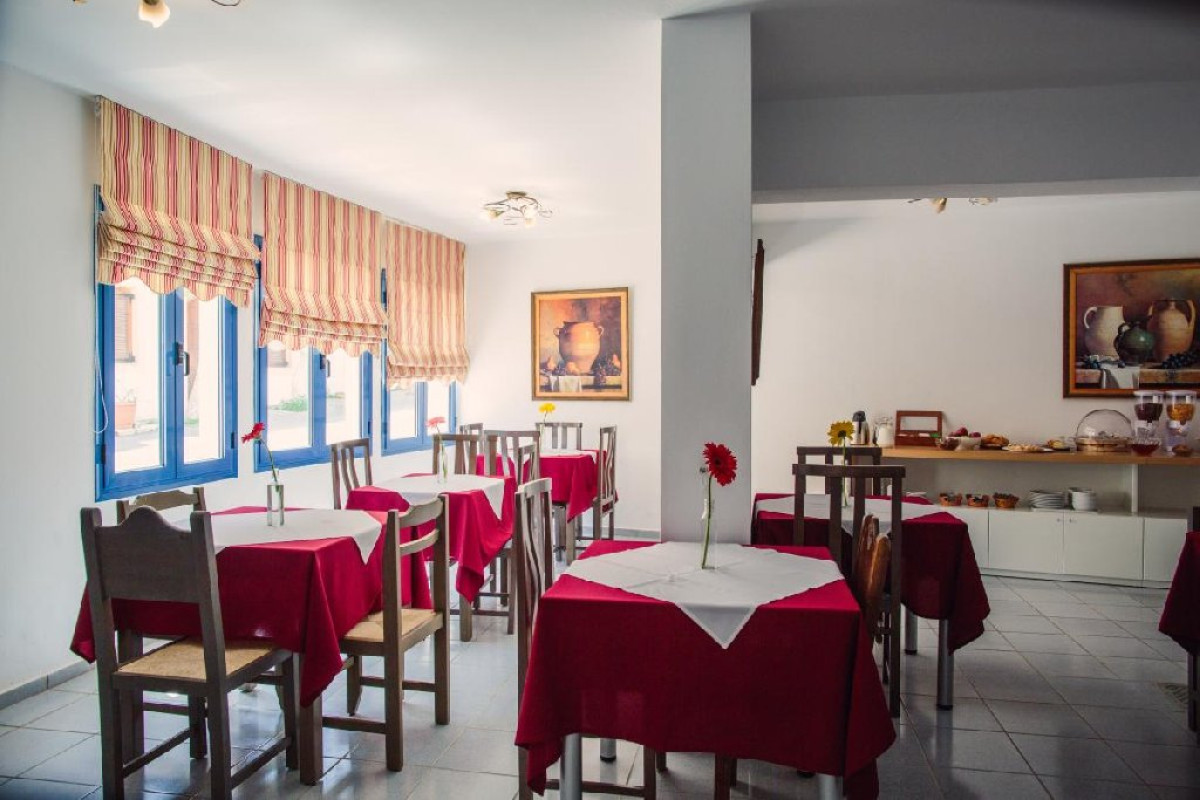 Iliana Apartments (K)
