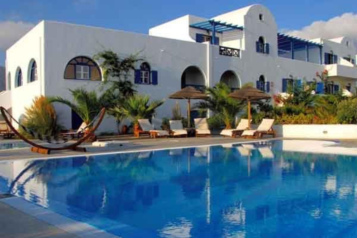 Mediterranean White