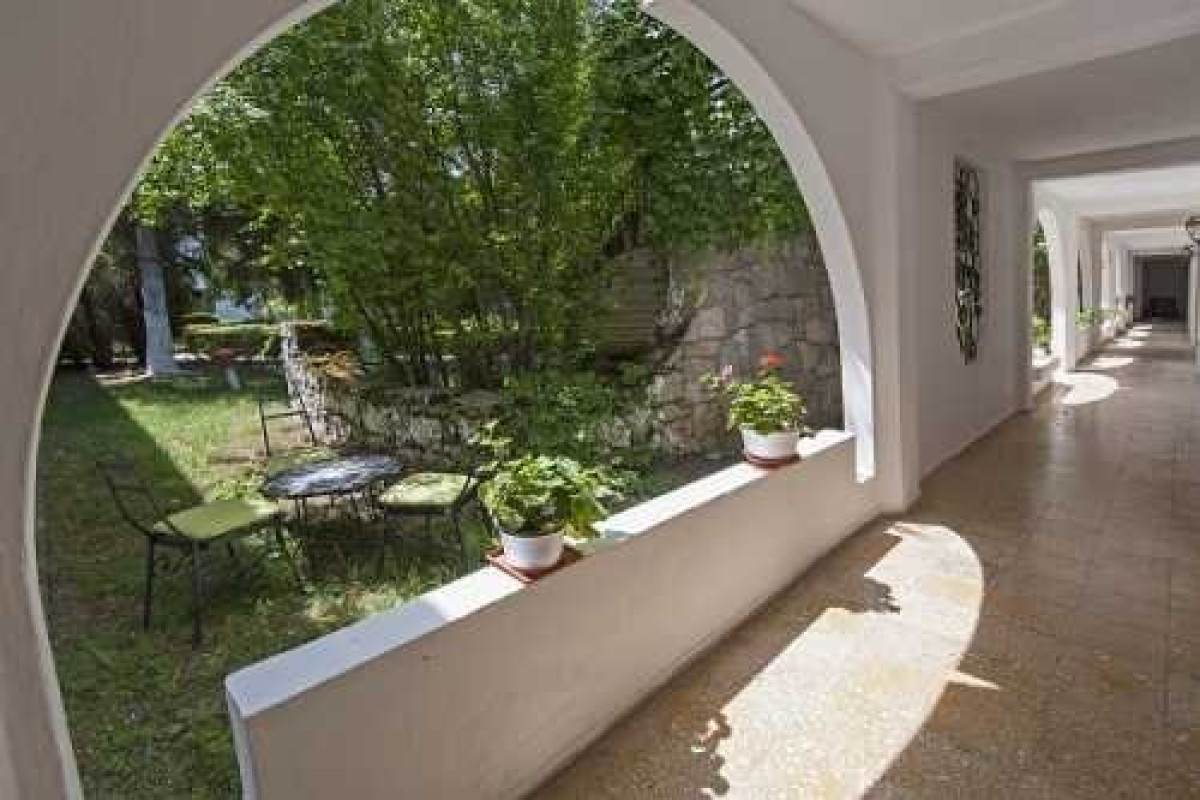 Iulia Resort