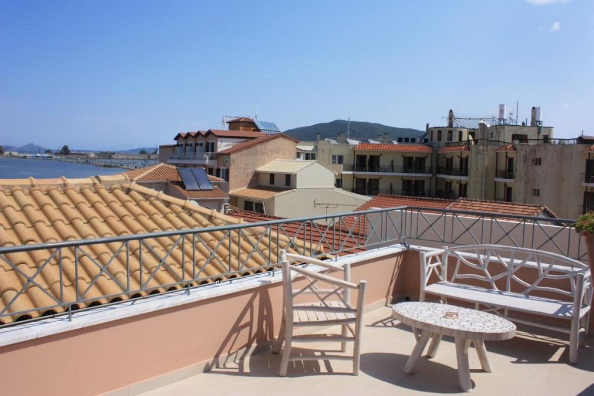 Pirofani Hotel (Lefkada Town)