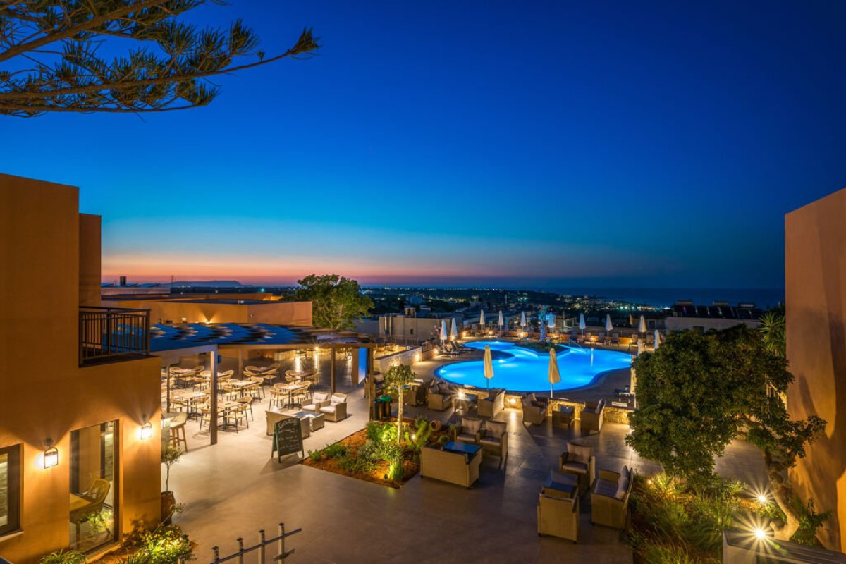 Pyria Hotel