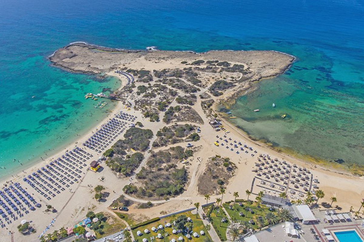 THE DOME BEACH HOTEL