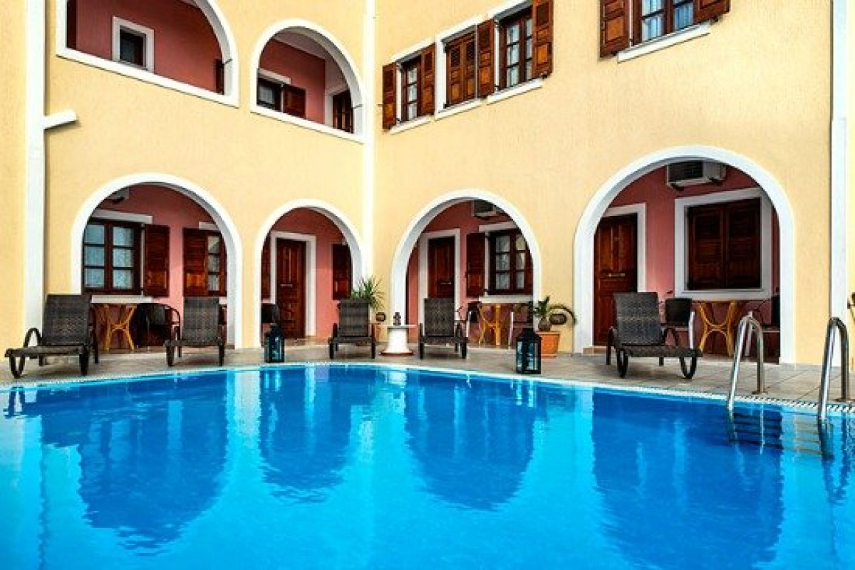 Astir Thira