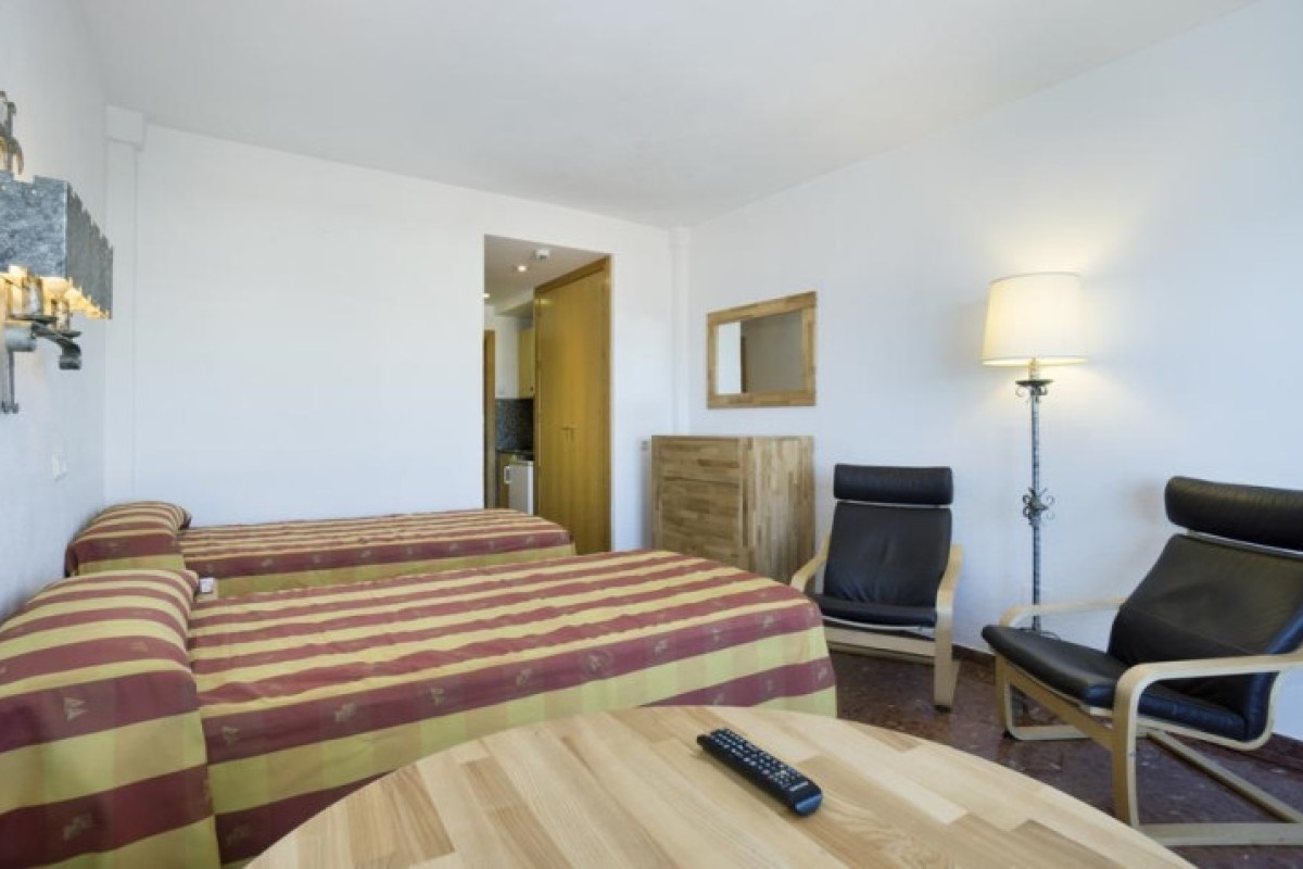 APARTAMENTOS BAJONDILLO