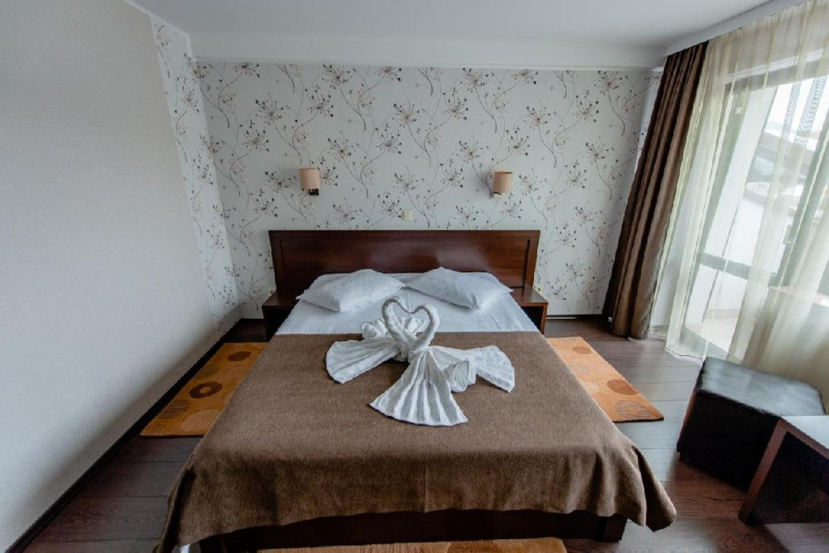 Hera Luxury
