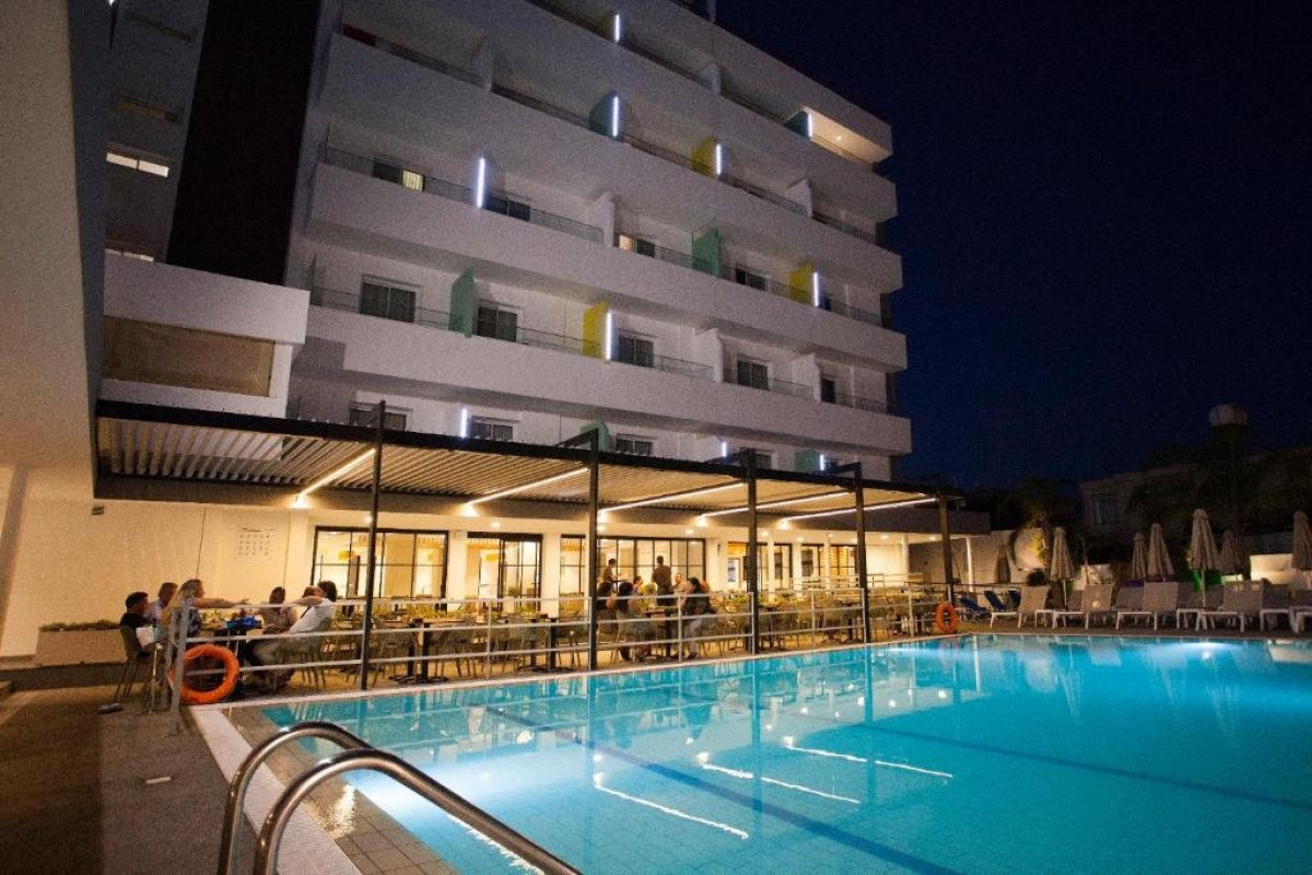 PEFKOS HOTEL (Limassol)