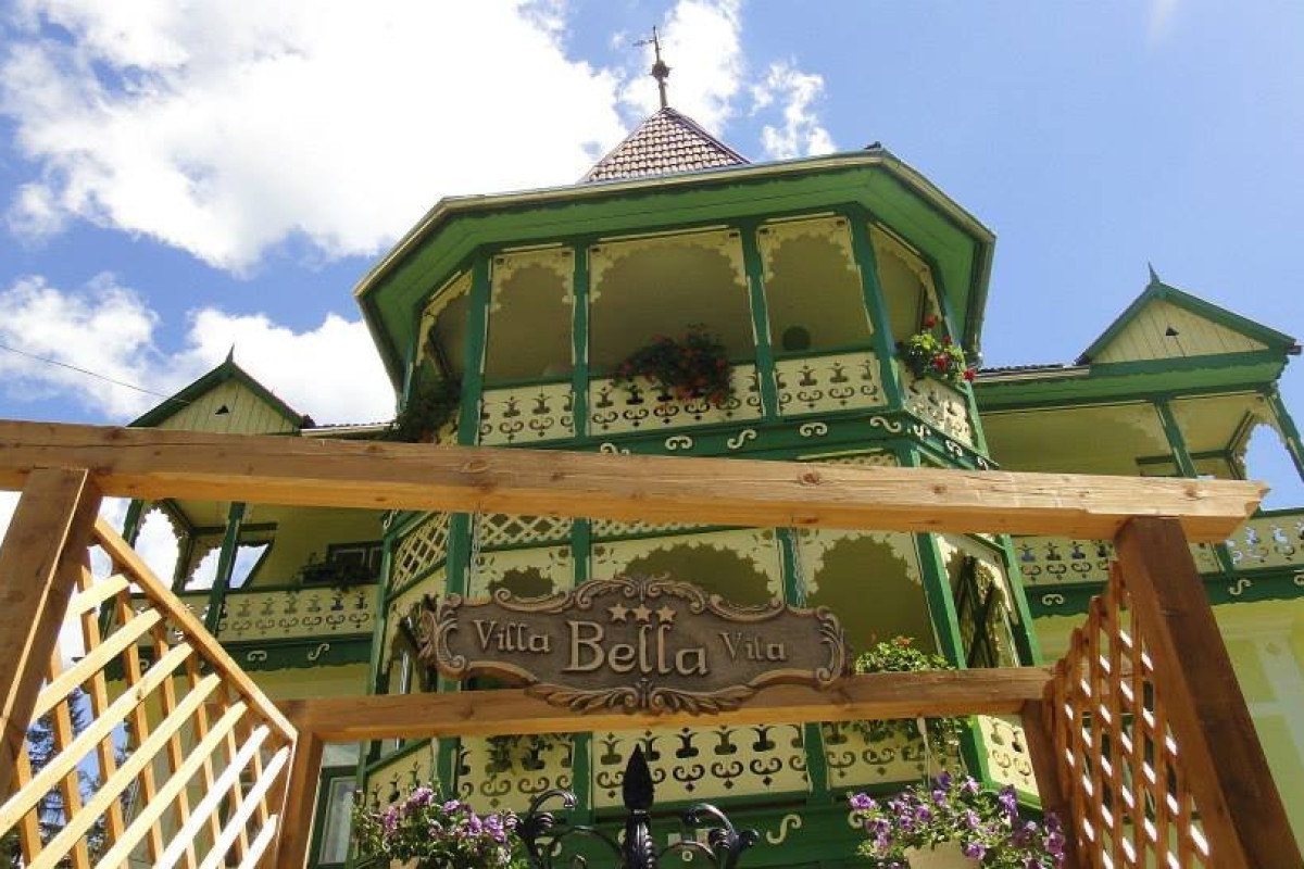 Bella