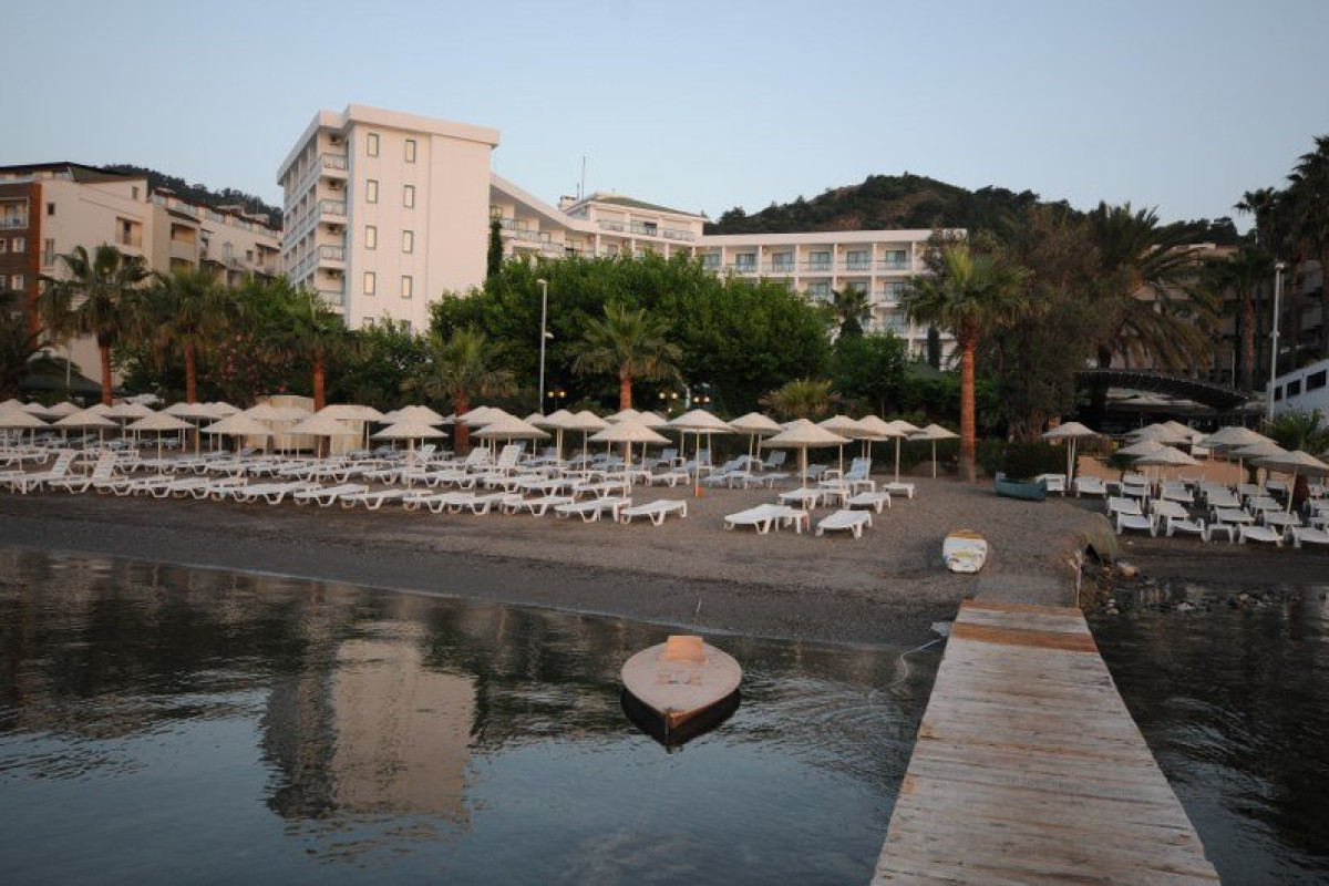 TROPIKAL BEACH HOTEL