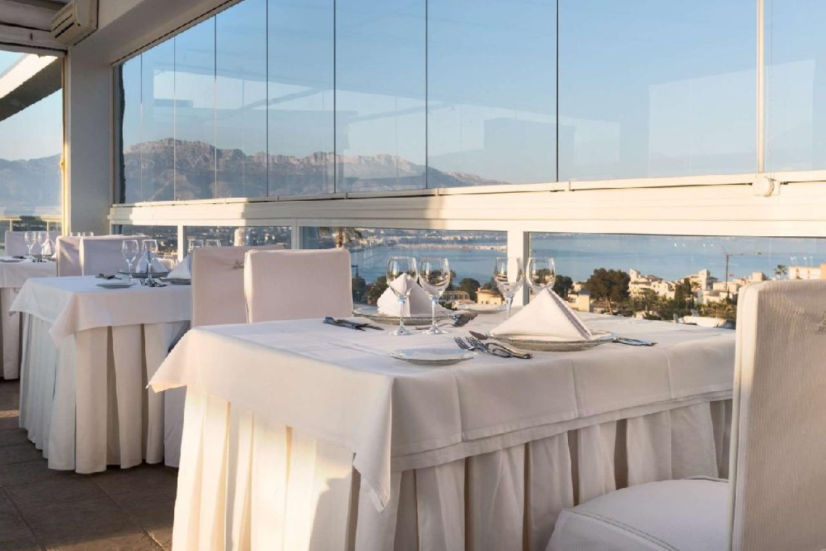 Sun Palace Albir (Albir)