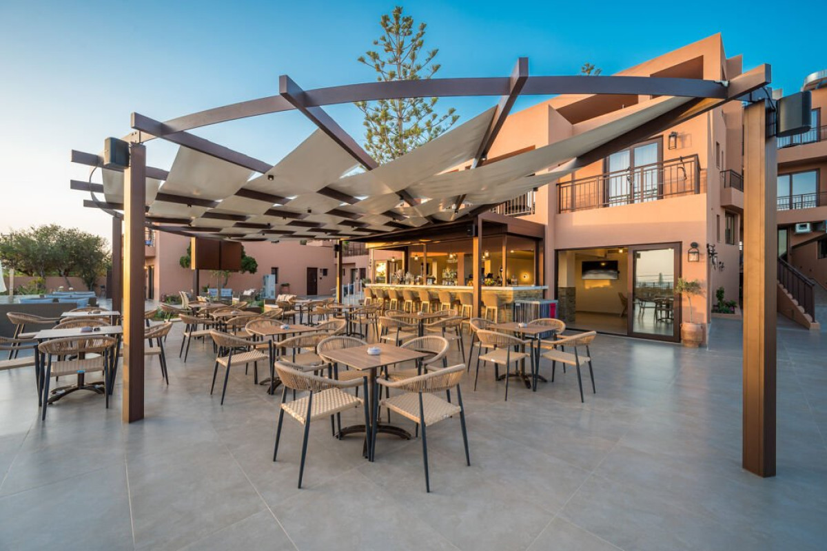 Pyria Hotel