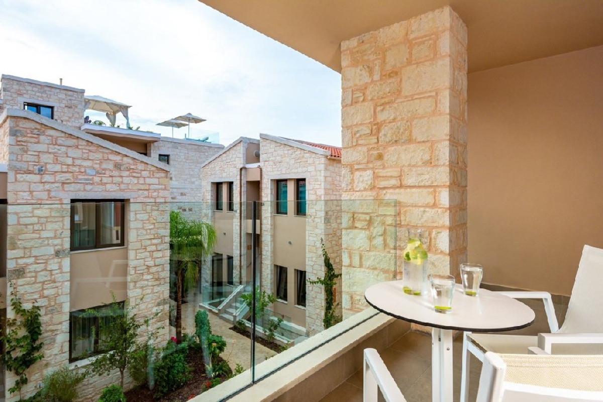 Airis Boutique and Suites - Adults only 16+ (K)