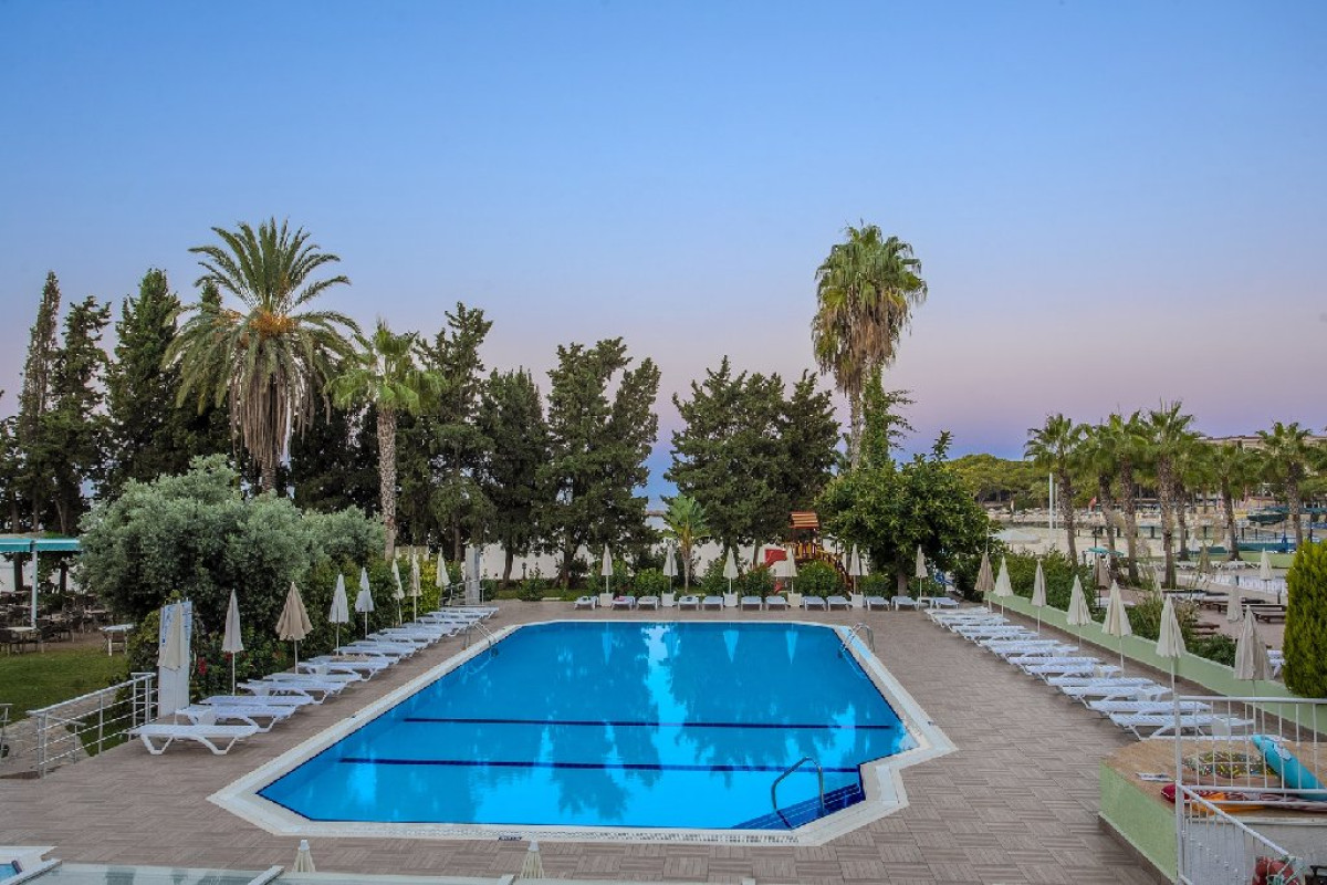 INCEKUM SU HOTEL