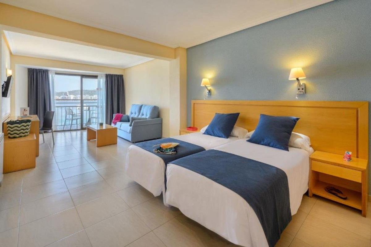VIBRA SESTANYOL HOTEL