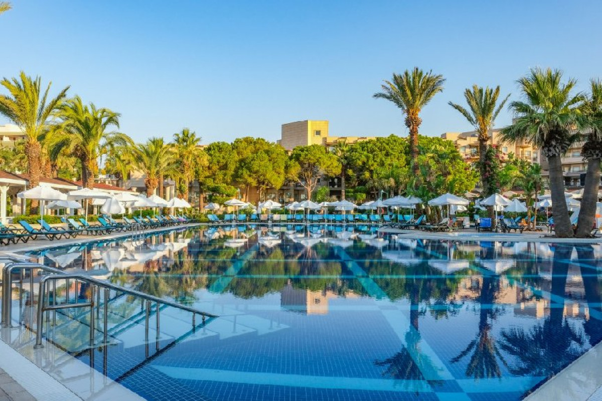 CRYSTAL TAT BEACH GOLF RESORT AND SPA