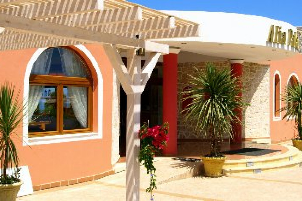 Alia Palace Hotel - Adults only 16+ (Pefkohori Kassandra)