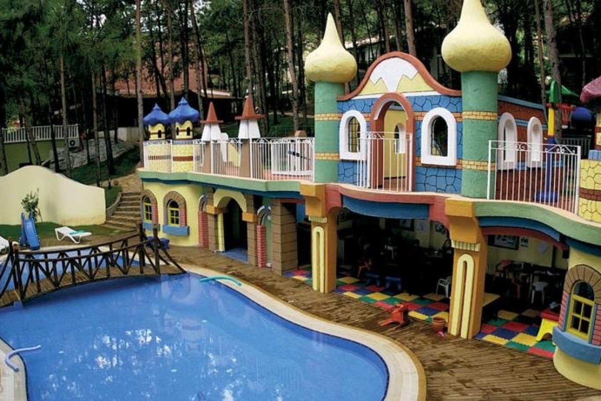 GRAND YAZICI MARMARIS PALACE (Icmeler)