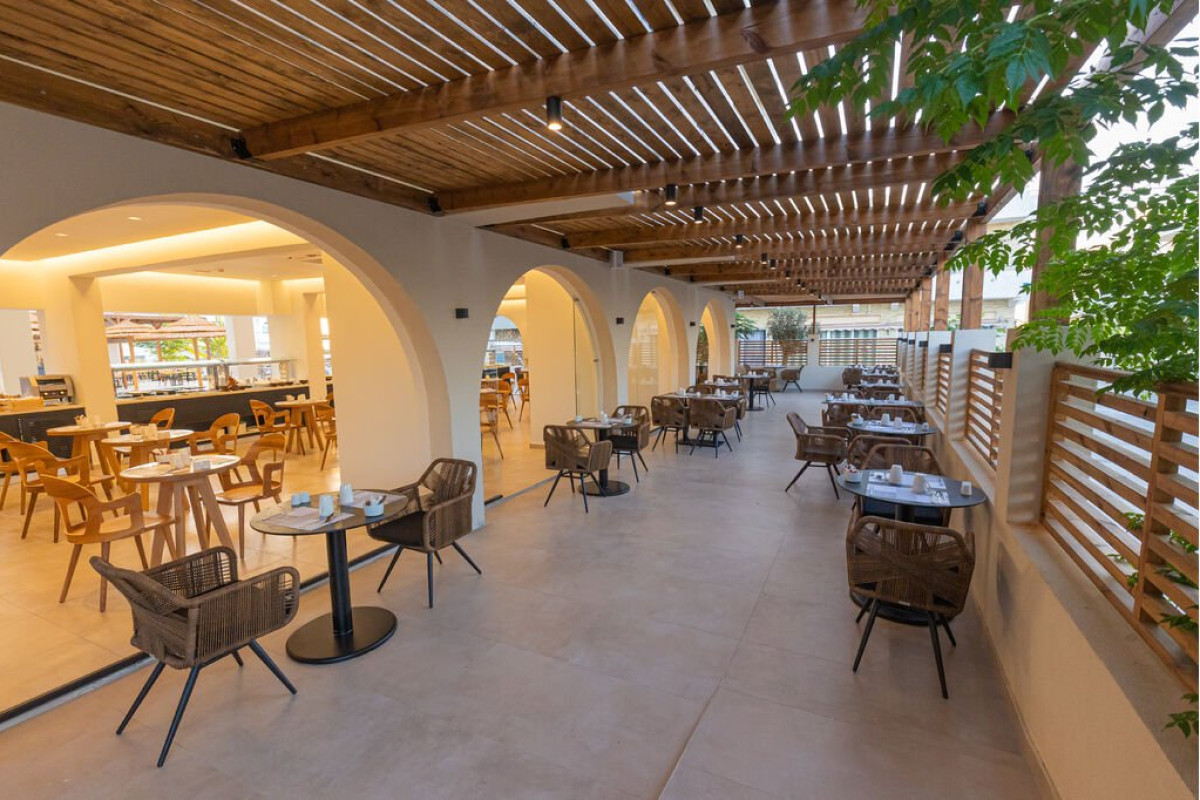 Cabana White Boutique Hotel and Suites