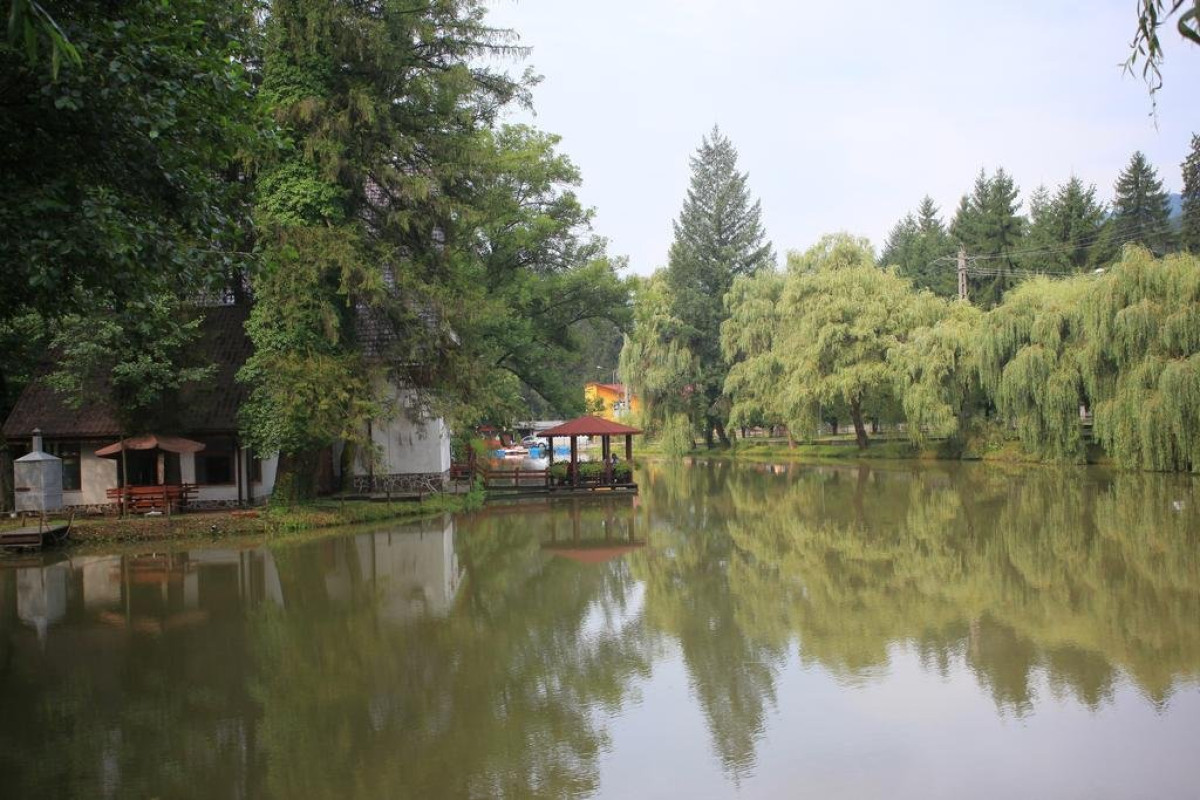 Lacul Linistit