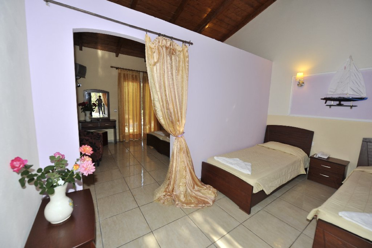 BLUE PRINCESS BEACH RESORT (Liapades)