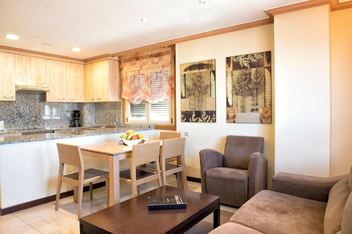 MEDITERRANEO REAL APARTAMENTOS (Fuengirola)