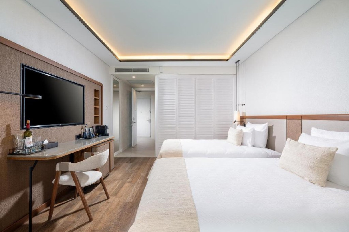 ANDA BARUT COLLECTION