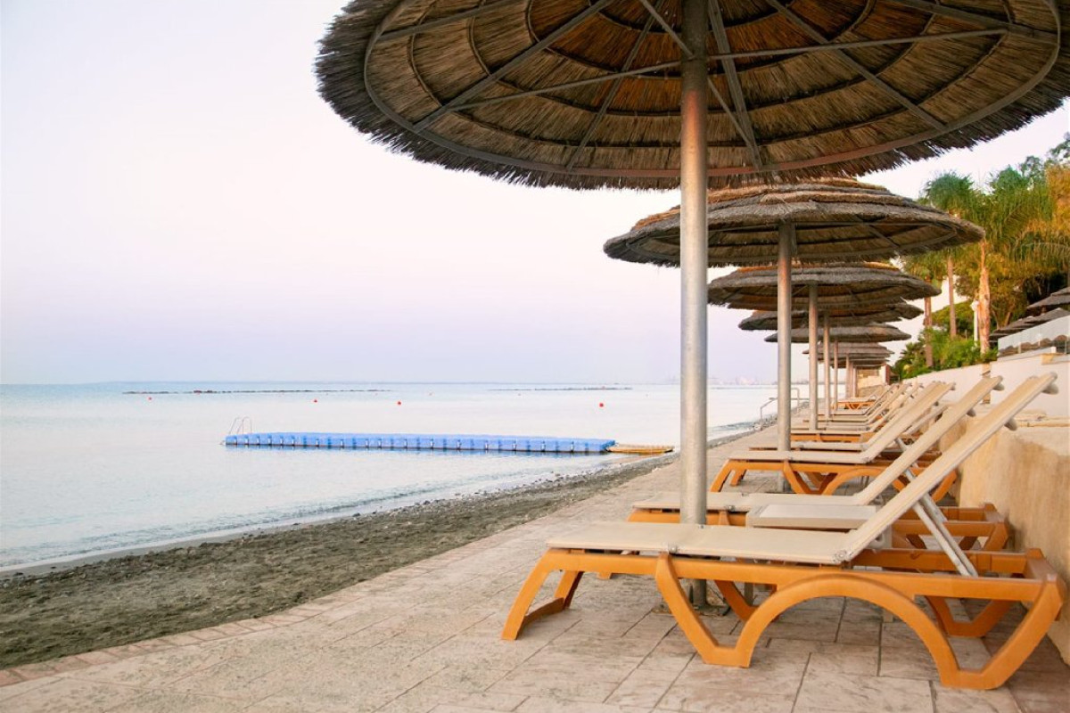 Atlantica Miramare Beach Hotel (Limassol)
