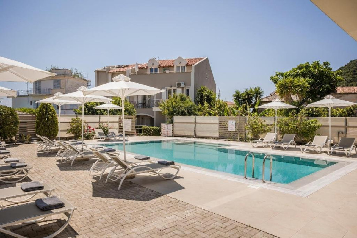 Notos Luxury Studios Apartments