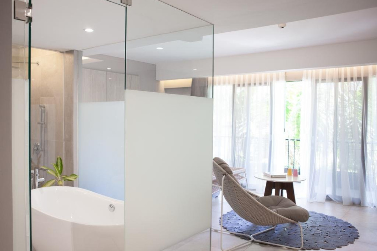 SOL HOUSE Bali Legian