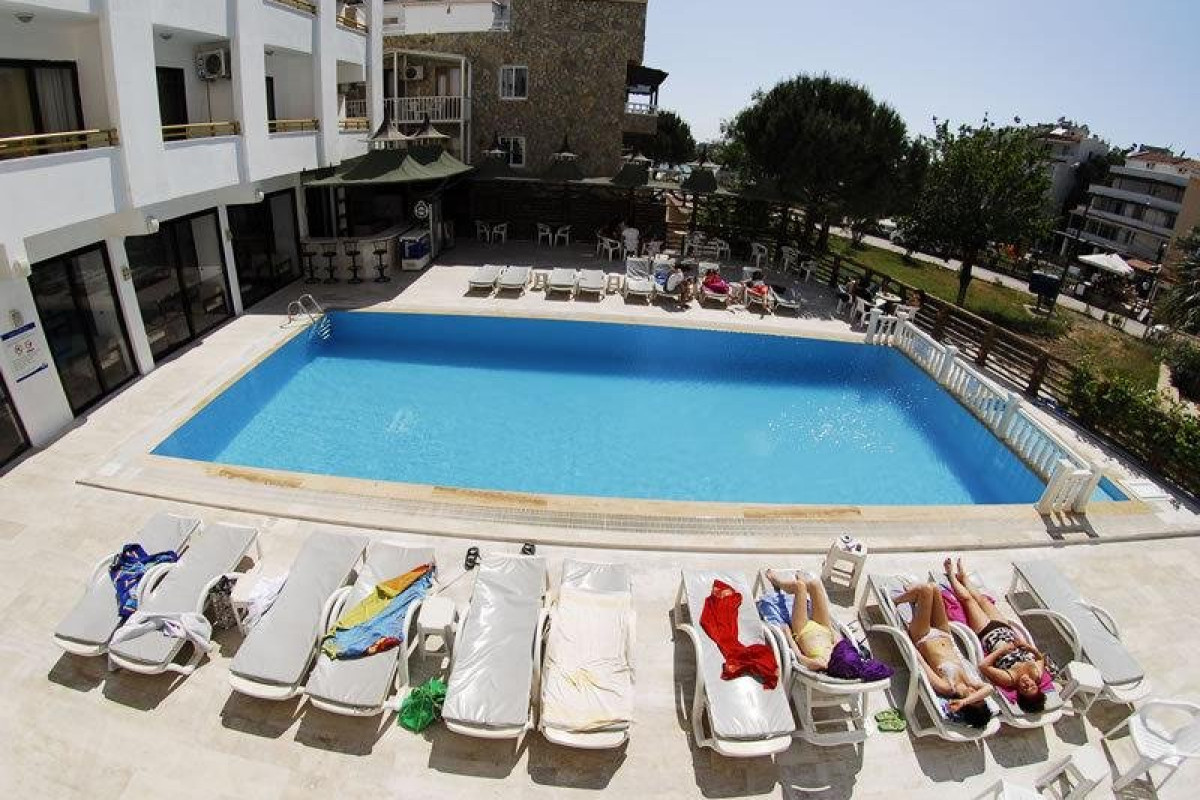 LETOON HOTEL