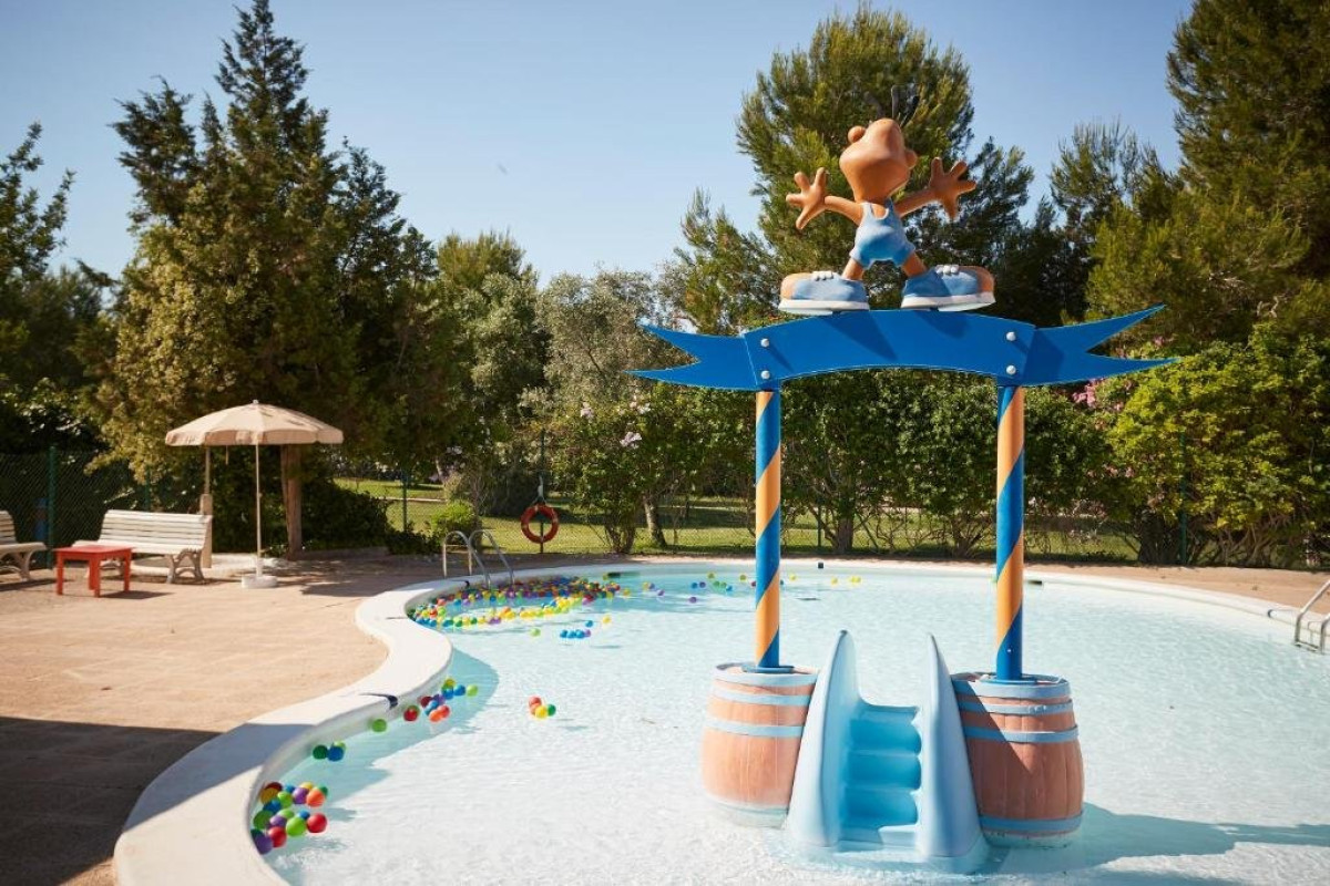 INVISA FIGUERAL RESORT