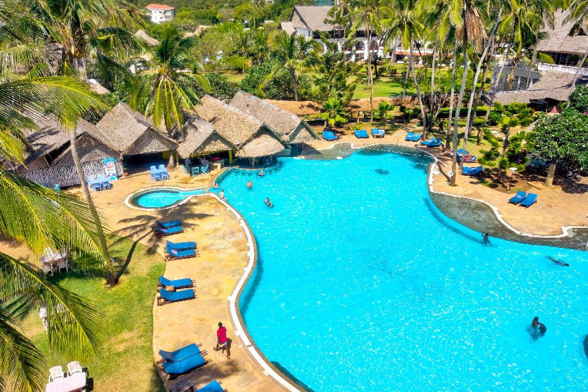 Reef Hotel