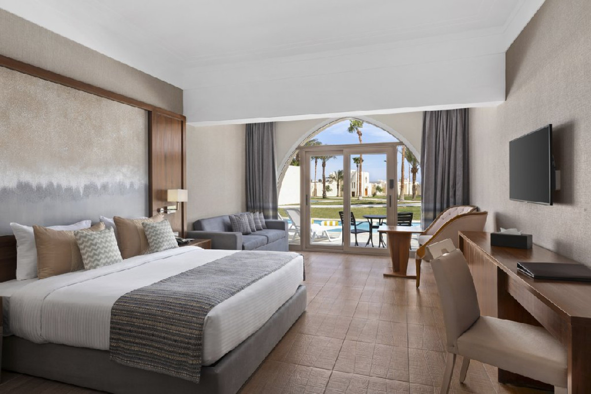 XANADU MAKADI BAY