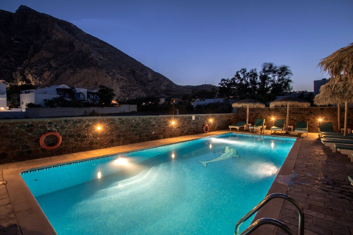 Andreas Hotel (Kamari Santorini)