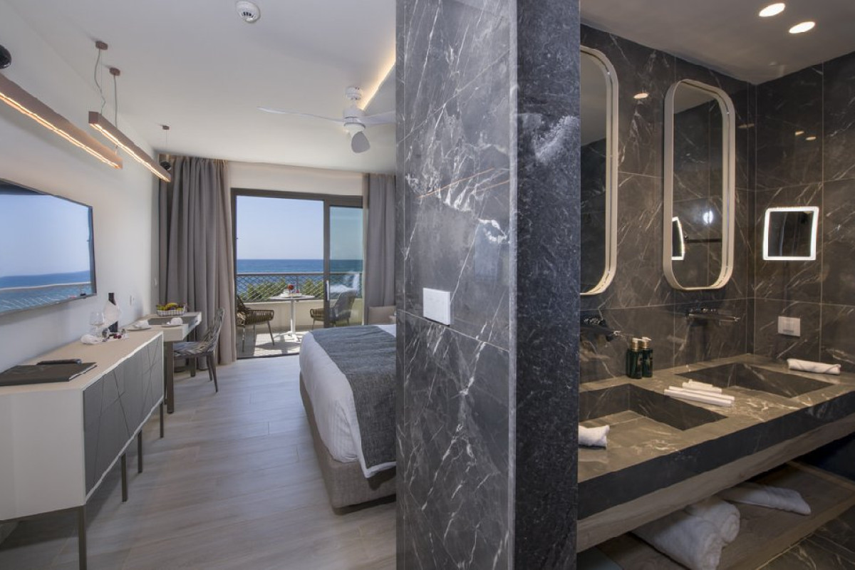AMIRA LUXURY RESORT SPA  (ADULTS ONLY 16+) (K)