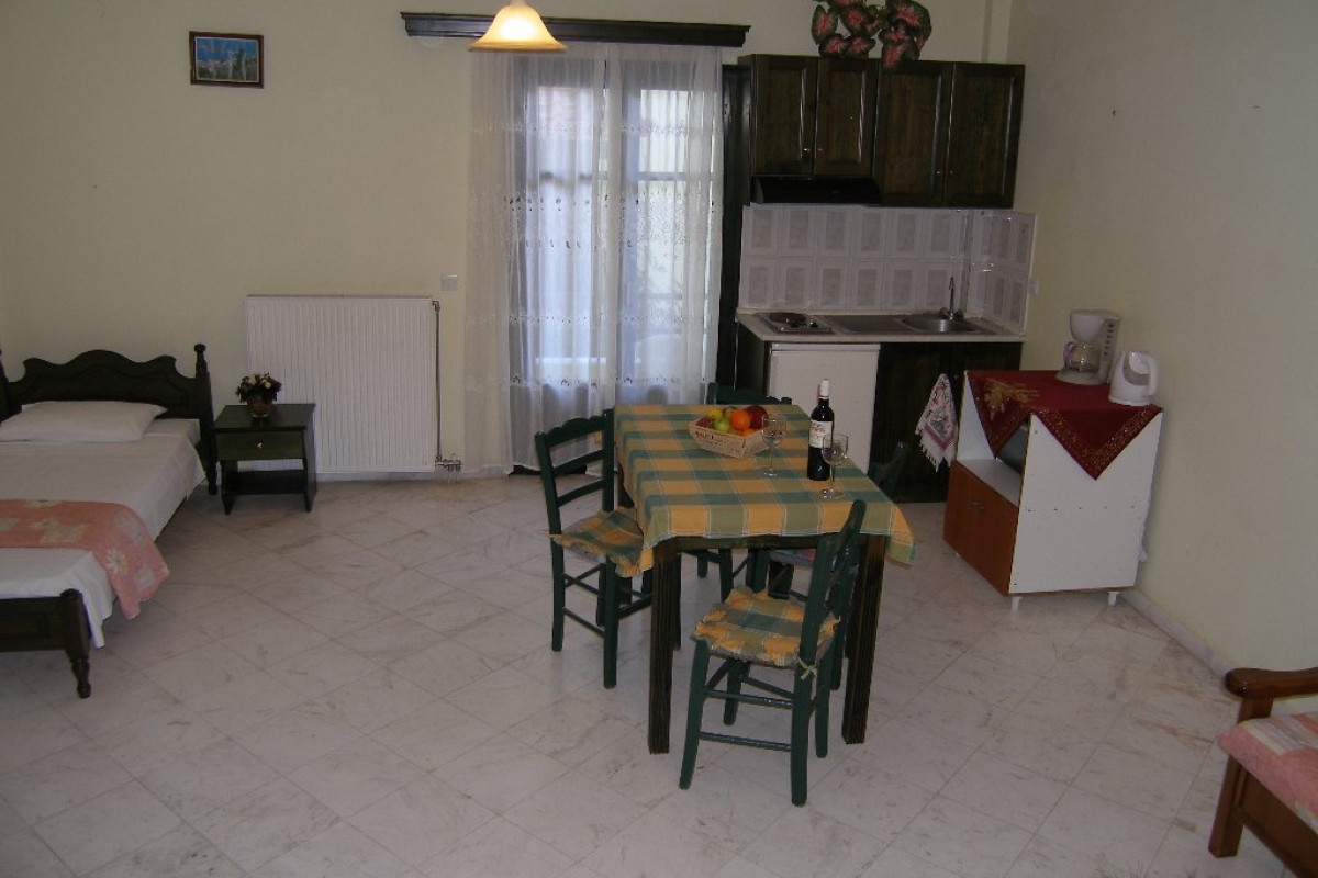 Elektra Apartments and Studios, Petra