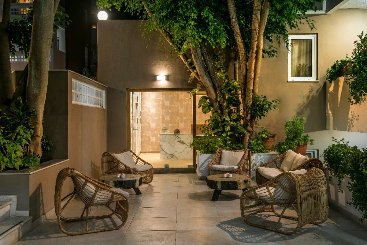 Troulis Aparthotel (C) - recomandat 3*