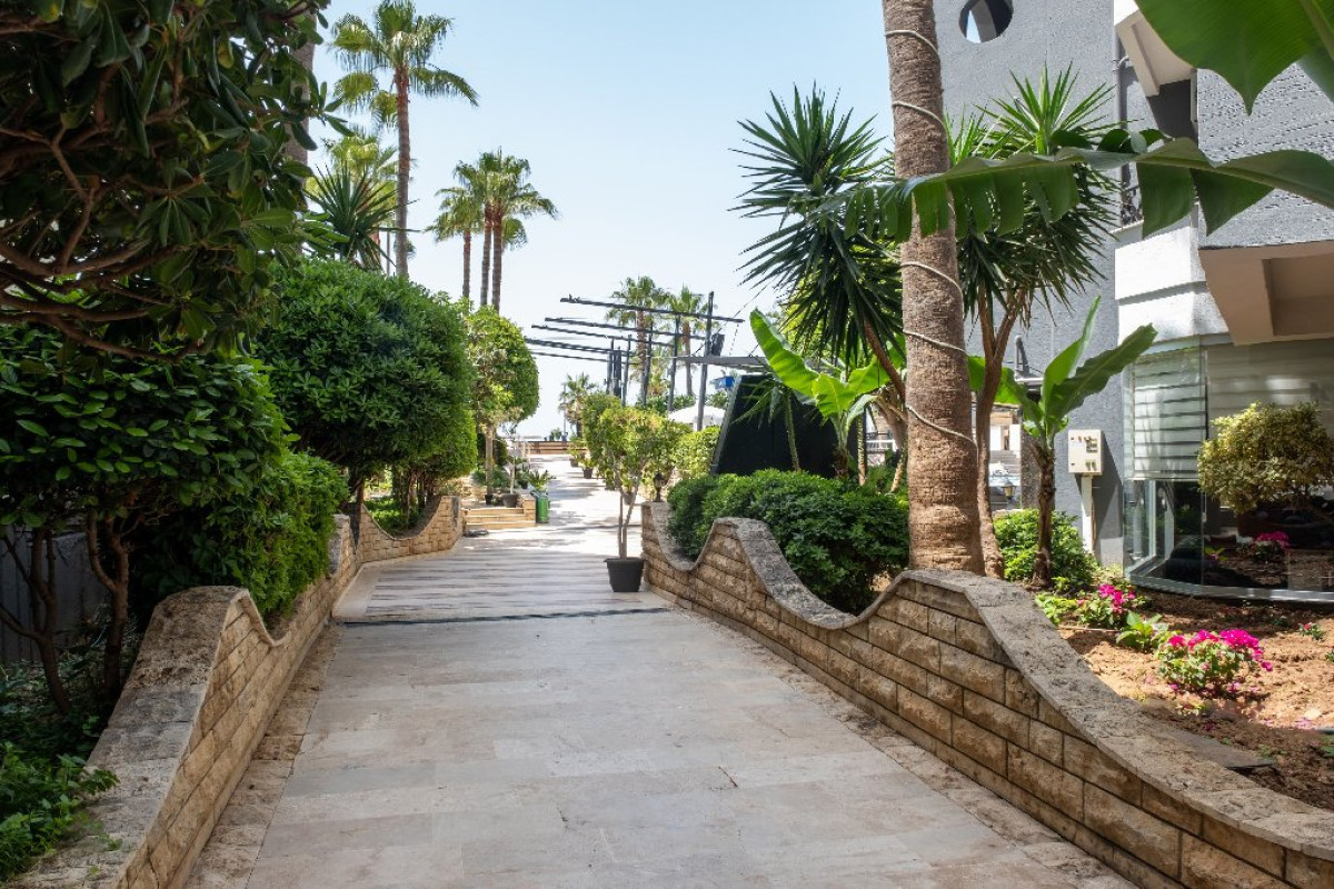 KAILA KRIZANTEM HOTEL