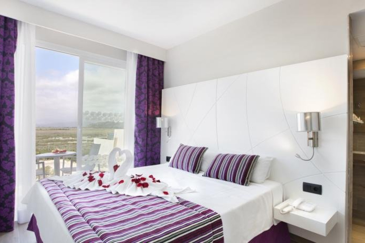 Mar Hotels Playa de Muro Suites