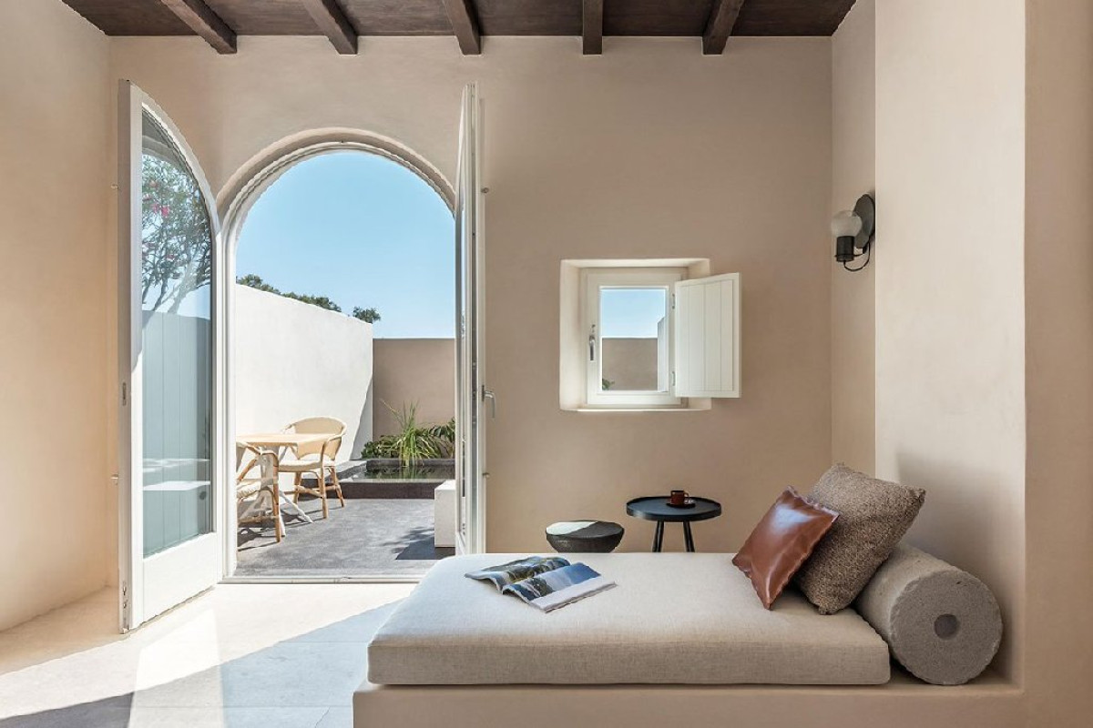 Istoria Hotel (Perivolos - Santorini)
