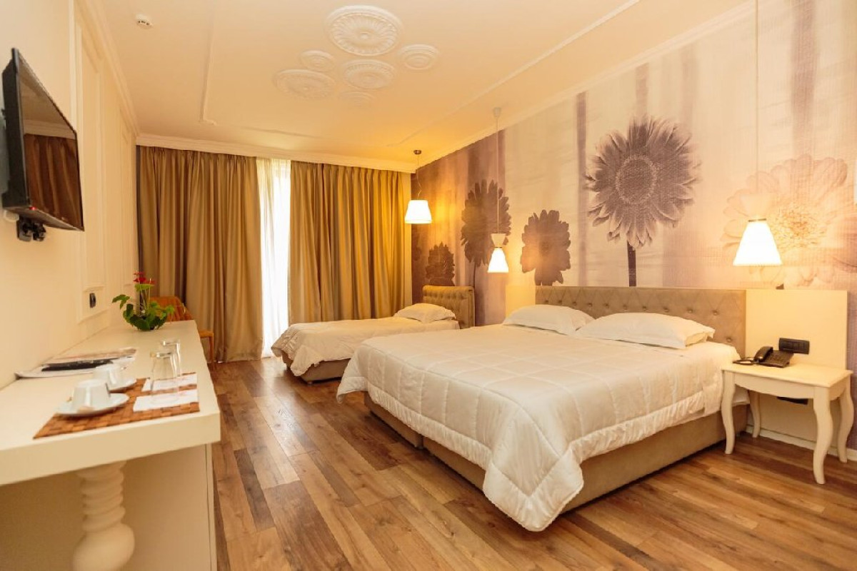 Regina City Hotel (Vlore)