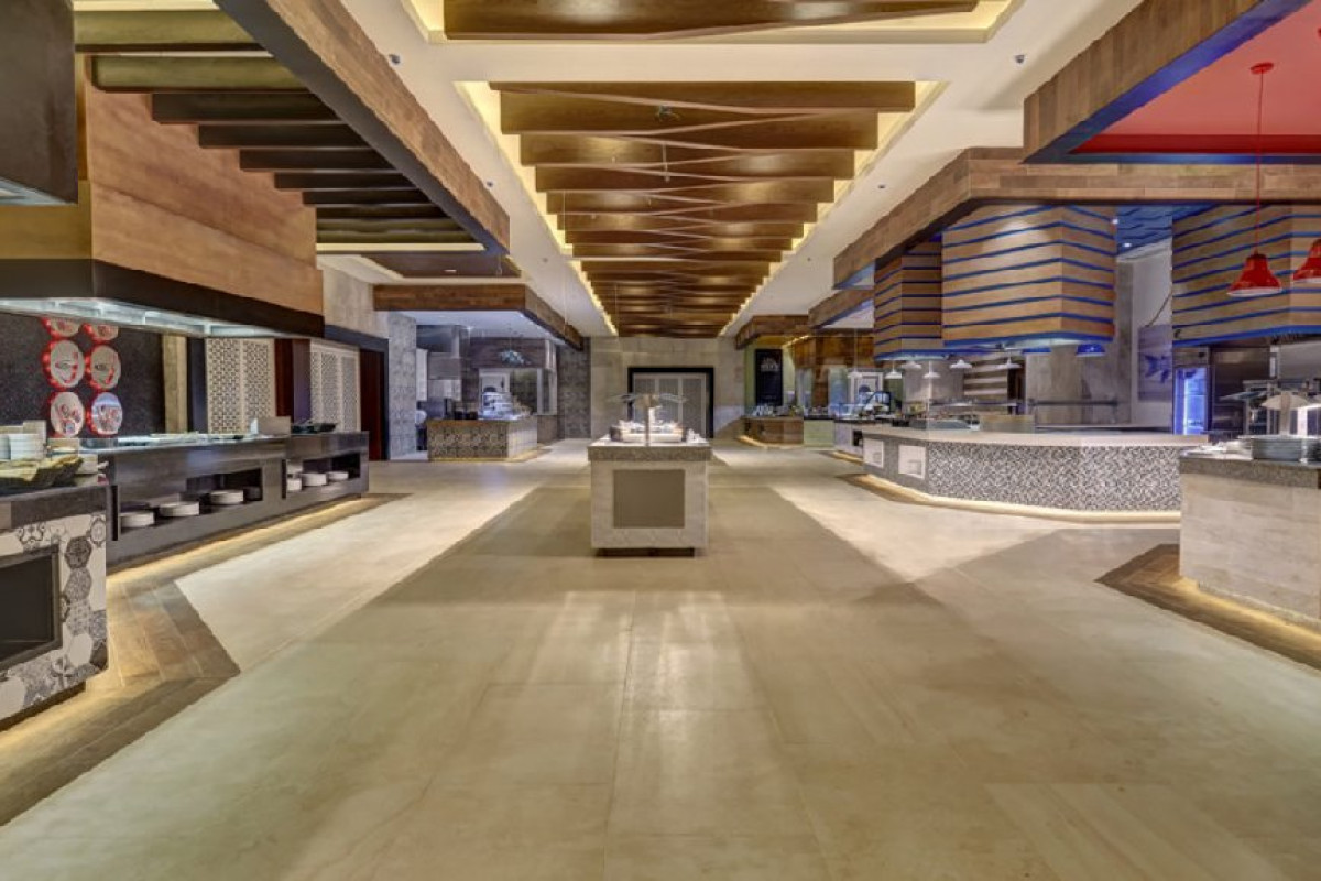 ROYALTON BAVARO RESORT AND SPA