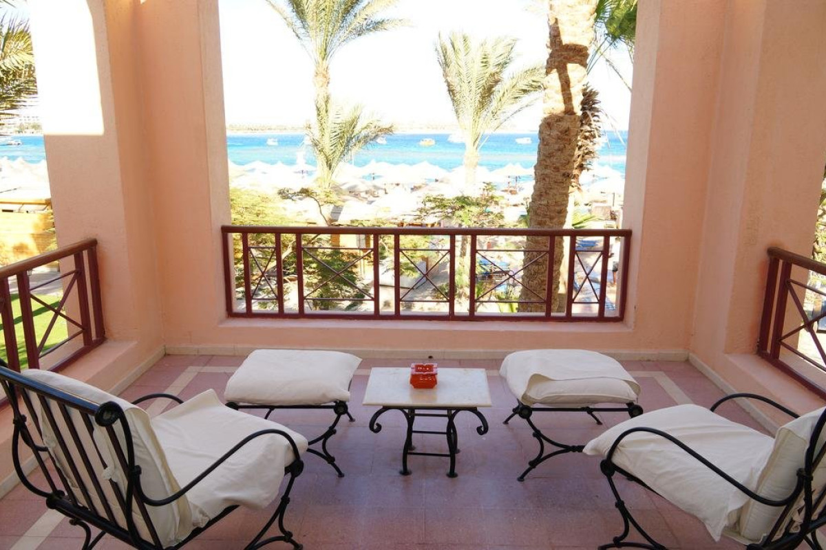 IBEROTEL MAKADI BEACH