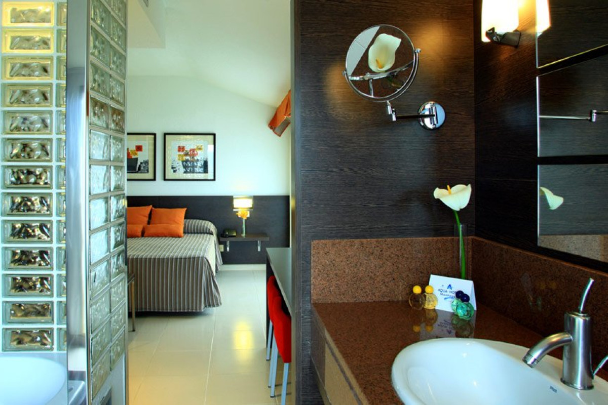 Aqua Hotel The Breeze and Spa (ex. Montagut) (Santa Susanna)