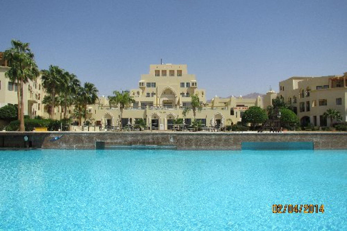 Radisson Blu Tala Bay